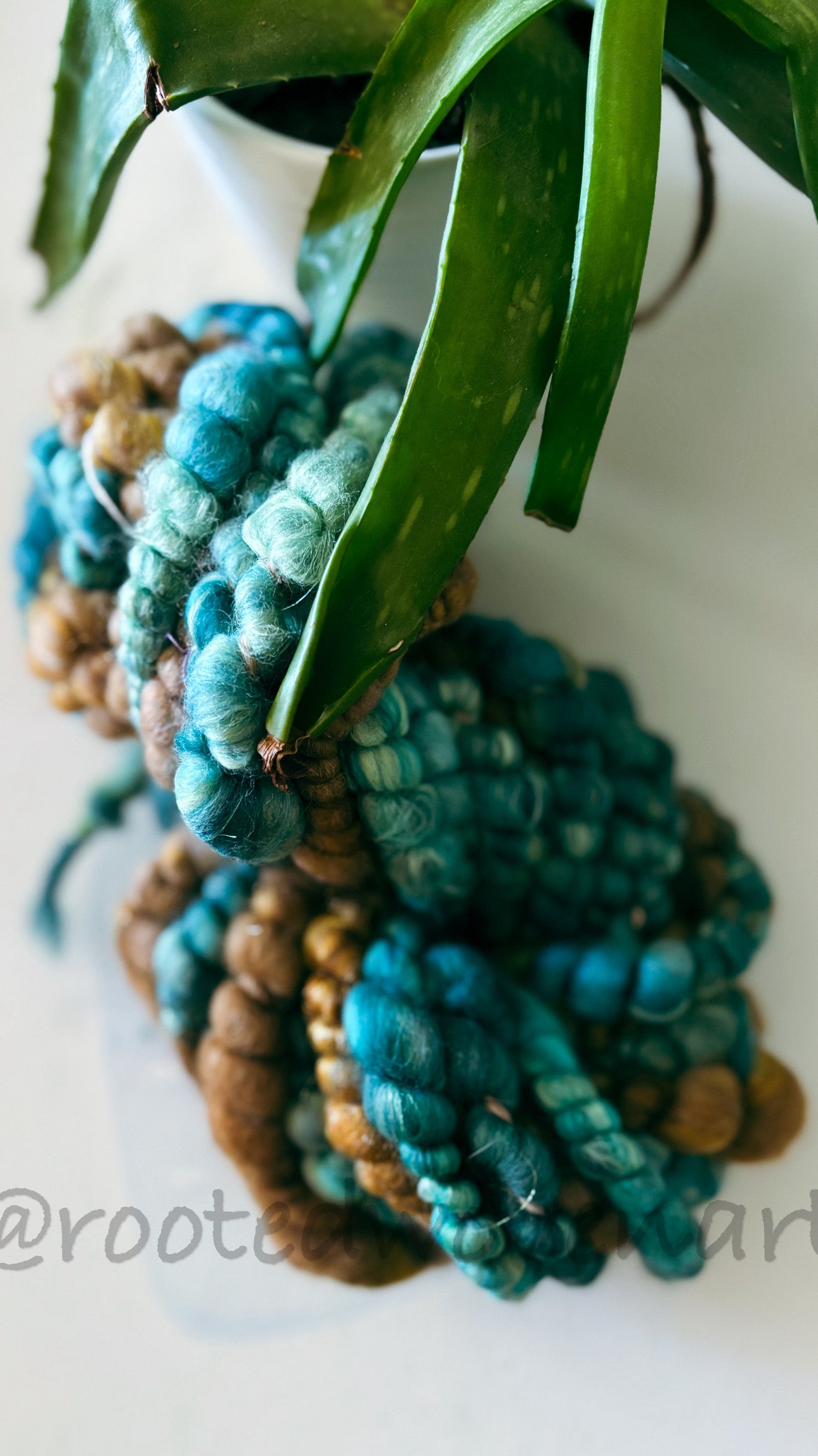5 yards / Hand Spun Art Yarn