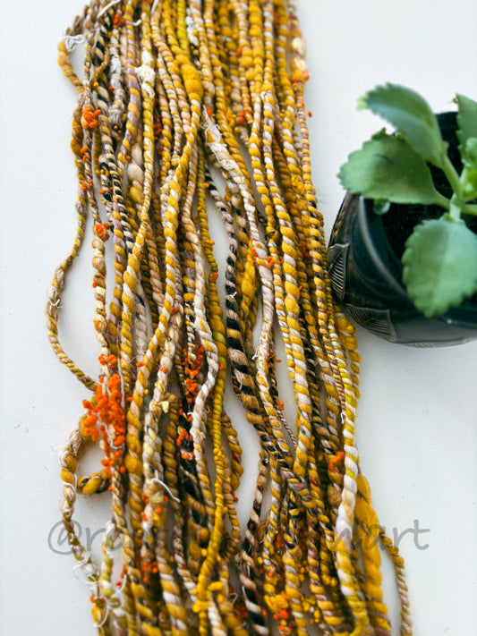 25 yards / Hand Spun Art Yarn